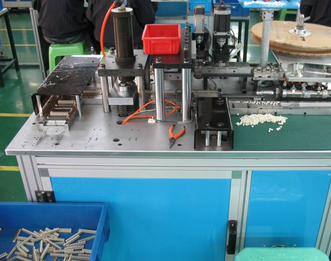 FFC CONNECTOR 自动组装机